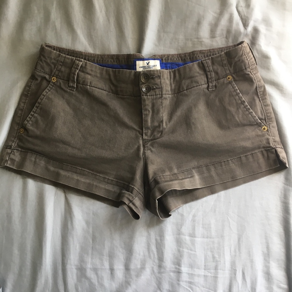 American Eagle Outfitters ‘Live Your Life’ Shorts